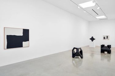 Exhibition view: Tony Smith, Pace Gallery, Los Angeles (4 June–16 July 2022). Courtesy Pace Gallery.