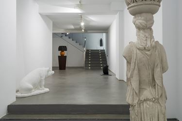 Exhibition view: Babak Golkar, In No Particular Hurry, Sabrina Amrani Gallery, Madrid (16 September–29 October 2016). Courtesy Sabrina Amrani Gallery.