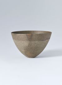Fractionated olive, haloed trace, olive rim pot by Jennifer Lee contemporary artwork ceramics