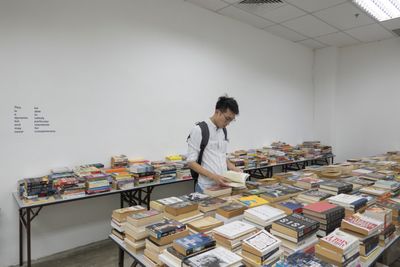 Heman Chong, The Library of Unread Books (2016–ongoing). Reference library. Dimensions variable. © Heman Chong.