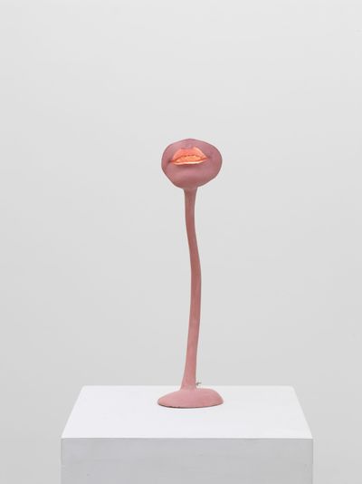 Alina Szapocznikow, Lampe-bouche (Illuminated Lips) (1966). Coloured polyester resin, light bulb, electrical wiring and metal. 36 x 11 x 8 cm. ©️ ADAGP, Paris.