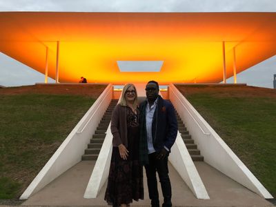 Suzanne Deal Booth and LeMel Humes at James Turrell's skyspace Twilight Epiphany (2012), located at the Suzanne Deal Booth Centennial Pavilion on the Rice University campus in Houston, Texas. © James Turrell.********
