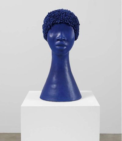Simone Leigh, Titi (Cobalt) (2021). Glazed stoneware. 64.1 × 29.8 × 29.2 cm.