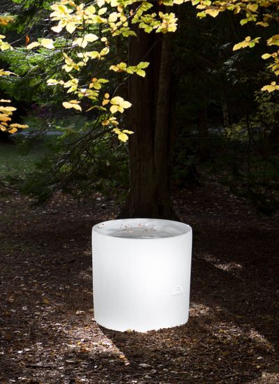 Roni Horn, Air Burial (Cairngorms, Scotland) (2014–2017). Solid cast glass with as-cast surfaces.