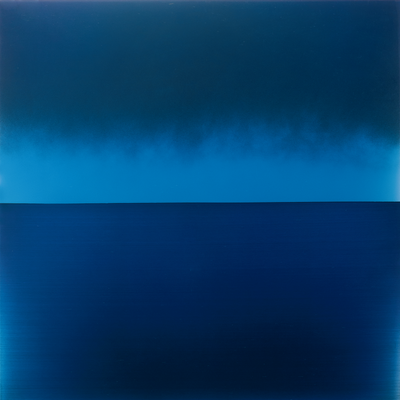 Miya Ando, Evening Blue (2015). Urethane, pigment and resin on aluminium. 91.5 × 91.5 cm. Courtesy Sundaram Tagore Gallery, Hong Kong/New York/Singapore.