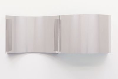 Walead Beshty, Steel Surrogates (2019). Polished steel; 2 parts. Part 1 61 x 84 x 23 cm; Part 2 61 x 84 x 43 cm.