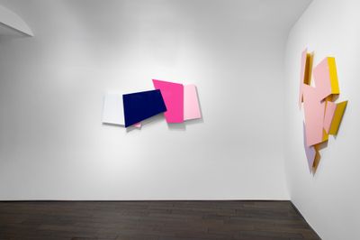 Exhibition view: Henrik Eiben, Leap before you look, Bartha_contemporary, London (13 October–12 November 2023).