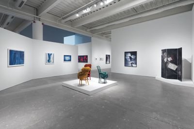 Exhibition view: Barbara Kasten: Stages, Institute of Contemporary Art, University of Pennsylvania, Philadelphia (4 February–16 August 2015). © Barbara Kasten.