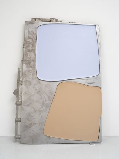 Nairy Baghramian, Coude à Coude (2019). Cast aluminium, wax. 233 x 163 x 10 cm (HxWxD).
