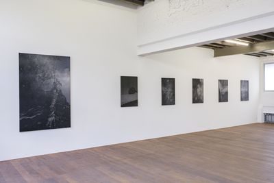 Exhibition view: Dirk Braeckman, FERNWEH, Zeno X Gallery, Antwerp (10 March–24 April 2021).
