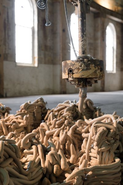Anya Gallaccio, Beautiful Minds (2015–ongoing) (Detail). Aluminium clay, pump, software. 5 x 5 x 5 m. Exhibition view: the 21st Biennale of Sydney, Cockatoo Island, Sydney (16 March–11 June 2018).