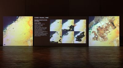 Tega Brain，Julian Oliver，Bengt Sjölén，《分离》（Asunder），2019。展览现场：维也纳变革双年展，应用艺术博物馆，维也纳（2019年5月29日至10月6日）。图片提供：艺术家。
