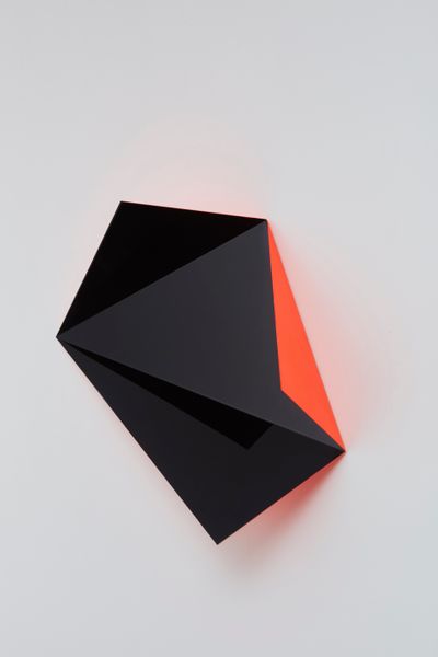 Rana Begum, No. 579 SFold (2015). Paint on mirror finish stainless steel. 58 x 66 x 18 cm.