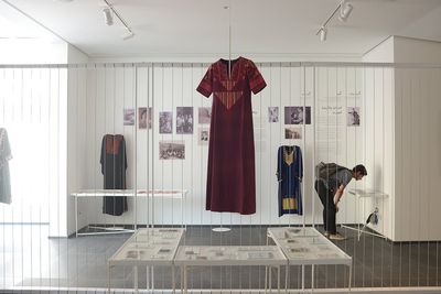 Exhibition view: At the Seams: A Political History of Palestinian Embroidery, Dar El-Nimer, Beirut (25 May–30 July 2016). © Palestinian Museum. Photo: Christian Moussa.