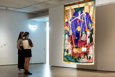 Khadim Ali, Invisible Border 4 (2020). Hand and machine embroidered, stitched and dye ink on fabric. 300 x 220 cm.Collection of the artist. Exhibition view: Invisible Border, Institute of Modern Art, Brisbane (10 April–5 June 2021).