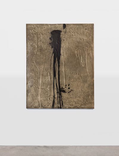 Rashid Johnson, Barnburner (2011). Cast bronze, black soap, wax. Unique 124.5 x 99 x 2.5 cm. © Rashid Johnson.