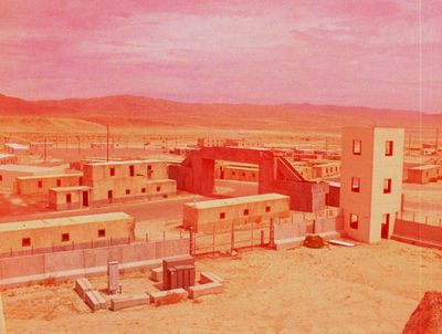 Gelare Khoshgozaran, Medina Wasl: Connecting Town (2018) (still). 16mm film transferred to video, colour, and sound. 31 min.