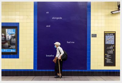 Helen Cammock, sit alongside and feel me breathe (2021). Exhibition view: TFL Art on the Underground, London (2021). Commissioned by Art on the Underground.