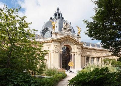Exhibition view: Jean-Michel Othoniel, Le Théorème de Narcisse, Petit Palais - Musée des Beaux-Arts de la Ville de Paris, France (28 September 2021–9 January 2022).