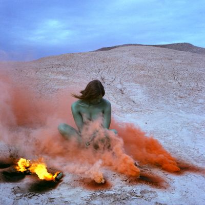 Judy Chicago, Immolation (1972). Archival pigment print. 91.44 x 91.44 cm. © Judy Chicago/Artists Rights Society, New York.