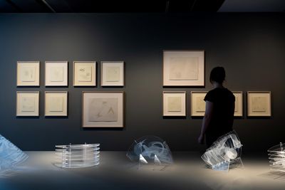 Genevieve Chua, Artificially intelligent (2021). Relief print on paper, laser engraved acrylic sheets. Dimensions variable. Exhibition view: 10th Asia Pacific Triennial of Contemporary Art, Queensland Art Gallery | Gallery of Modern Art (QAGOMA), Brisbane (4 December 2021–25 April 2022).