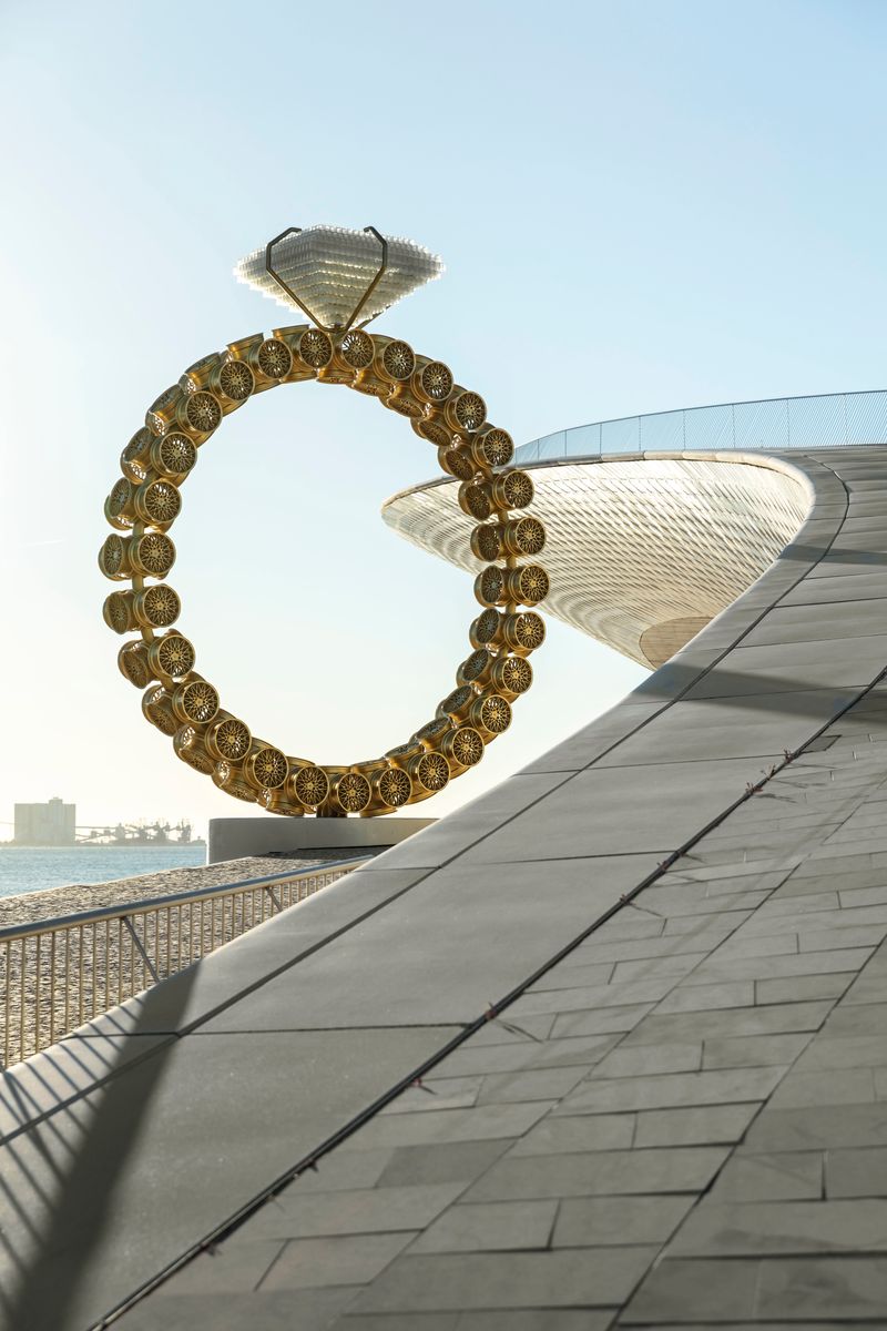 Joana Vasconcelos: 'What's Important is Atmosphere' | Ocula