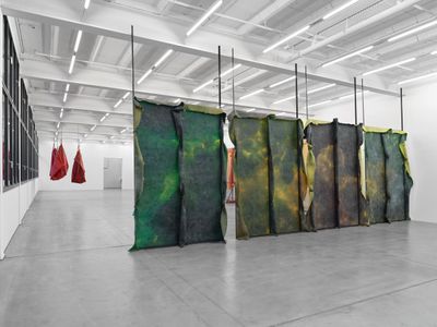 Exhibition view: Liesl Raff, A Corridor, a Room, and Four Dens, Galerie Eva Presenhuber, Zurich (7 February–21 March 2025).
