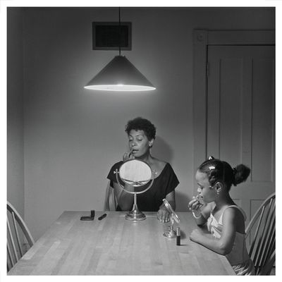 Carrie Mae Weems, Untitled (Woman and Daughter with Make Up) from 'Kitchen Table Series' (1990). © Carrie Mae Weems.