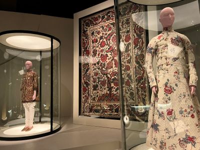 Exhibition view: India in Fashion: The Impact of Indian Dress and Textiles on the Fashionable Imagination, Nita Mukesh Ambani Cultural Centre, Mumbai (3 April–4 June 2023). Photo: Stephanie Bailey.