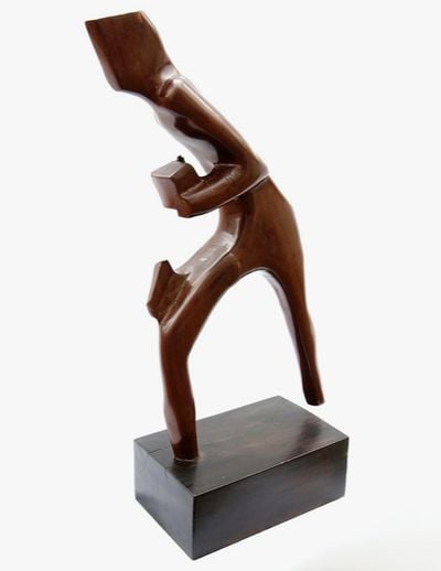 Ben Enwonwu, The Boxer (1942). Wood. 63.5 x 29.2 x 11.4 cm.