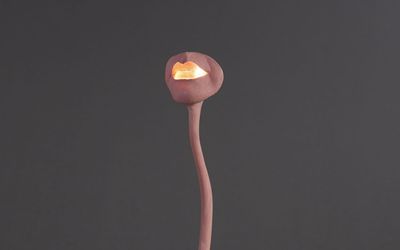 Alina Szapocznikow, Lampe-bouche (Illuminated Lips) (1966). Coloured polyester resin, light bulb, electrical wiring and metal. 36 x 11 x 8 cm. Courtesy Hauser & Wirth. Photo: Thomas Barratt.