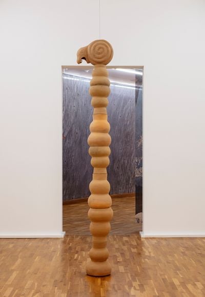 Mariana Castillo Deball, Snake (Serignan) (2015). Exhibition view: Amarantus, MGKSiegen, Siegen (29 January–30 May 2021).