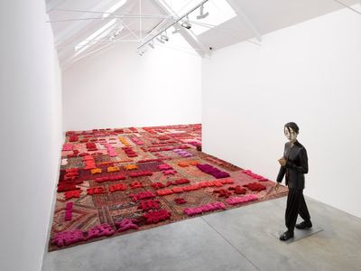 Lin Tianmiao, Protruding Patterns (2014); Xiang Jing, Whole Dark (2005) (left to right). Exhibition view: Afterimage: Dandai Yishu, Lisson Gallery, Bell Street, London (3 July–7 September 2019). Courtesy Lisson Gallery.