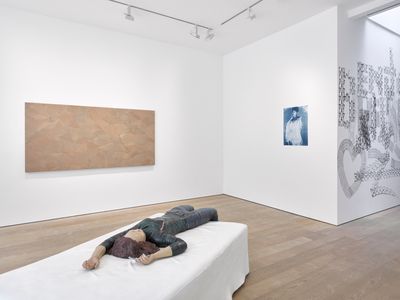 Xiang Jing, Slipping, Ticktock Ticktock (2005) (front). Ma Qiusha, Wonderland — Shaping Flesh (2016); Page 21 (2017–2018); aaajiao, 404 (2017) (left to right). Exhibition view: Afterimage: Dandai Yishu, Lisson Gallery, Bell Street, London (3 July–7 September 2019). Courtesy Lisson Gallery.