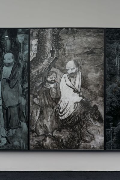 展览现场："杨福东：无限的山峰"，香格纳画廊，上海（2020年11月8日至2021年1月24日）。图片提供：香格纳画廊。