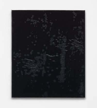Carrie Yamaoka, 24 by 20 (clear/black) #2 (2020). Flexible urethane resin, reflective black vinyl, wood panel. 61 x 51 x 4 cm.
