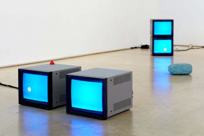 Taeyoon Kim, Drop (2016). Ten-channel video. Dimensions variable. Exhibition view: Blinded Coincidence, ONE AND J. Gallery, Seoul (3 June–1 July 2016).