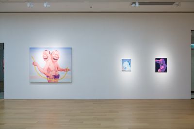 Exhibition view: Yue Minjun, Smile at the Flower Sermon, Tang Contemporary Art, Hong Kong (24 March—30 April 2022).