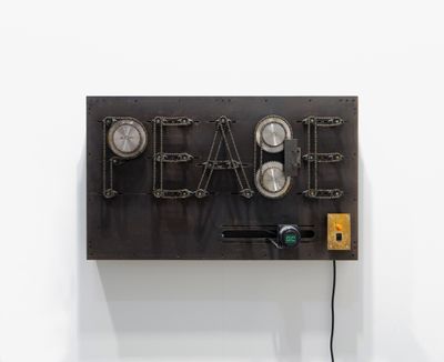 Satoru Tamura, PEACE Machine #4 (2020). Iron, chain, bearing shaft, motor...etc. 50.5 x 84.5 x 20.5 cm.