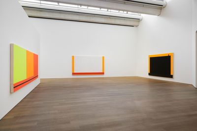 Left to right: Peter Halley, Three Sectors (1986); White Cell with Conduit (1987); Cell with Smokestack (1987). Exhibition view: