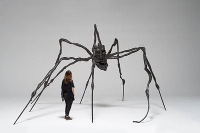 Louise Bourgeois, Spider (1996). Bronze. 337.8 x 668 x 632.5 cm.