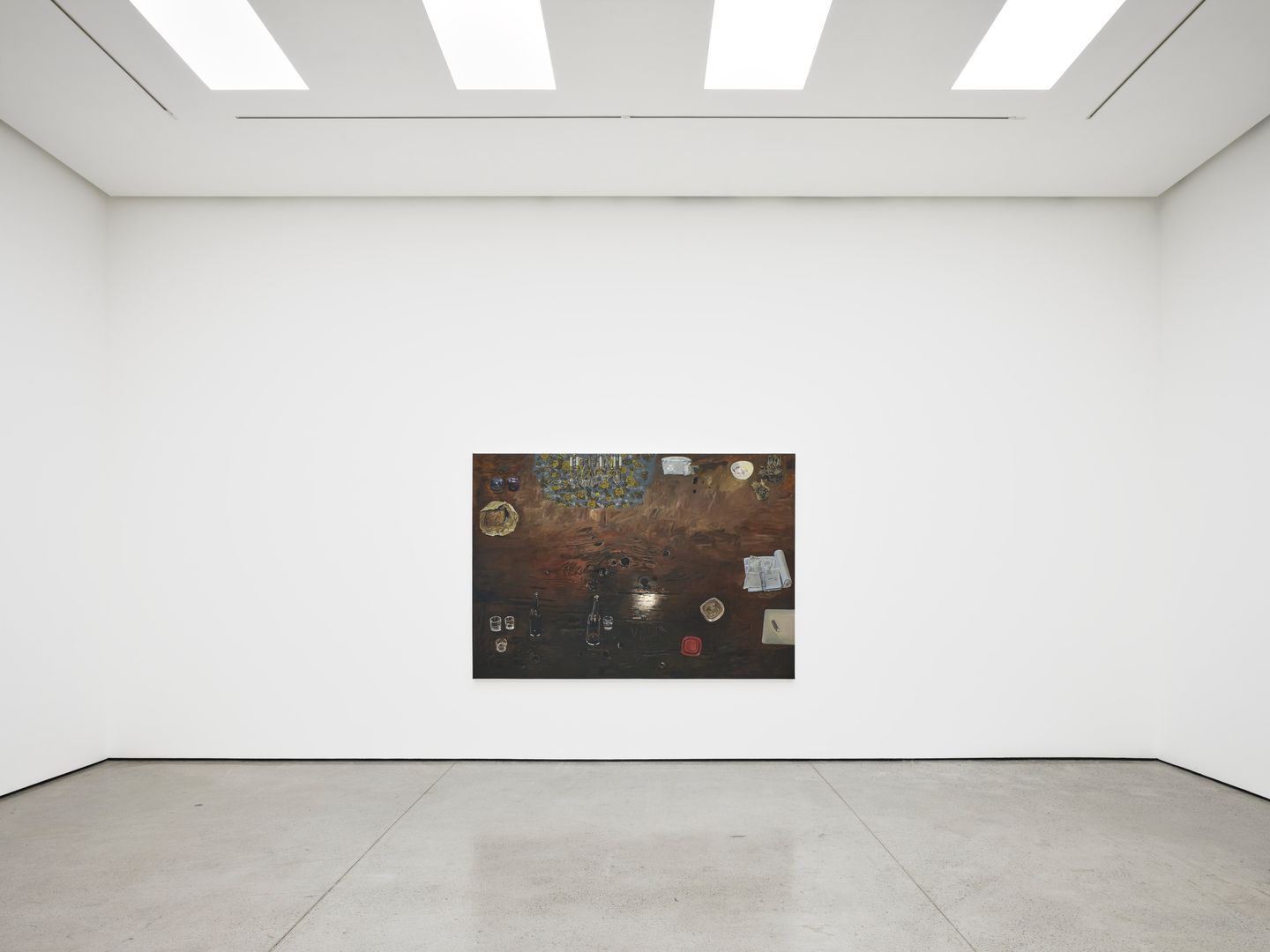 Margaux Williamson, Table with Beer and Bread (2022). Oil on canvas. 177.8 x 254 cm. Exhibition view: Margaux Williamson, White Cube, Hong Kong (18 November 2022–7 January 2023). © Margaux Williamson and White Cube. Photo: Kitmin Lee.