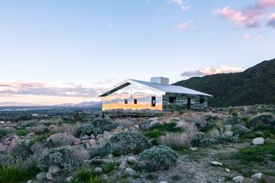 installation view of Doug Aitken, MIRAGE . 2017. Photography by Lance Gerber. Courtesy the artist and Desert X
