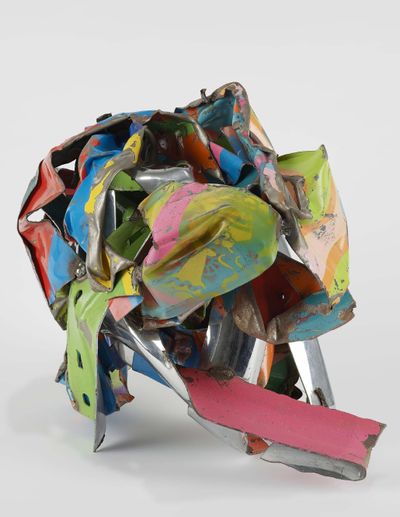 John Chamberlain, Continuous Entanglement (2001). Painted and stainless steel. 48.3 x 58.4 x 38.1 cm.