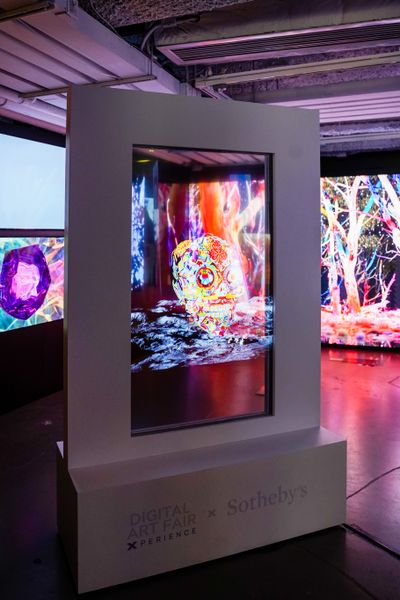Jacky Tsai, Meta Skull. 3D art sculpture displayed on LG Transparent OLED Screen at Digital Art Fair Xperience Hong Kong 2022.