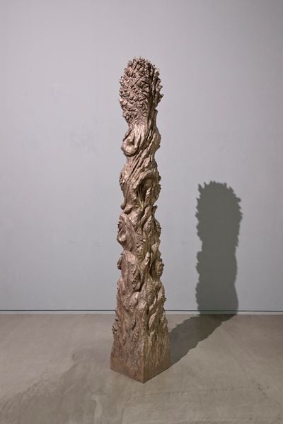 Shigeo Toya, Woods (2022), Bronze, 220 x 31 x 31cm.