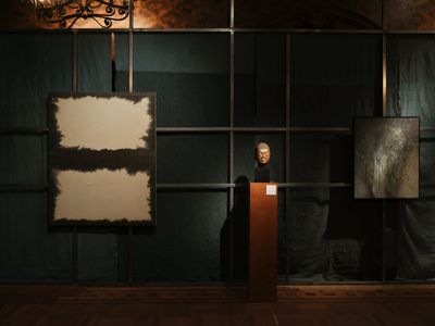 Booth view: Axel Vervoordt Gallery, TEFAF New York (6–10 May 2022).