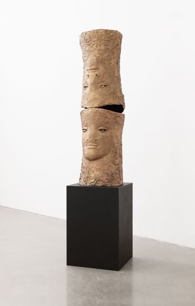 Stella Hamberg, Geist 2 (Doppelgeist) (2018). Bronze. 198 x 54 x 54 cm. Photo: Uwe Walter, Berlin.