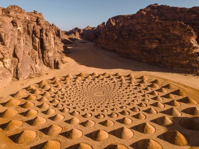 Jim Denevan, Angle of Repose. Exhibition view: Desert X AlUla 2022 (11 February–30 March 2022).