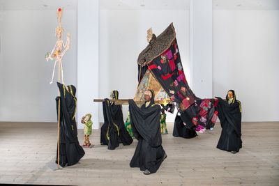 Hew Locke, The Procession, Group K (2022). Plastic, cardboard, fabric, wood, paper, metal, and mixed media, dimensions vary with installation.